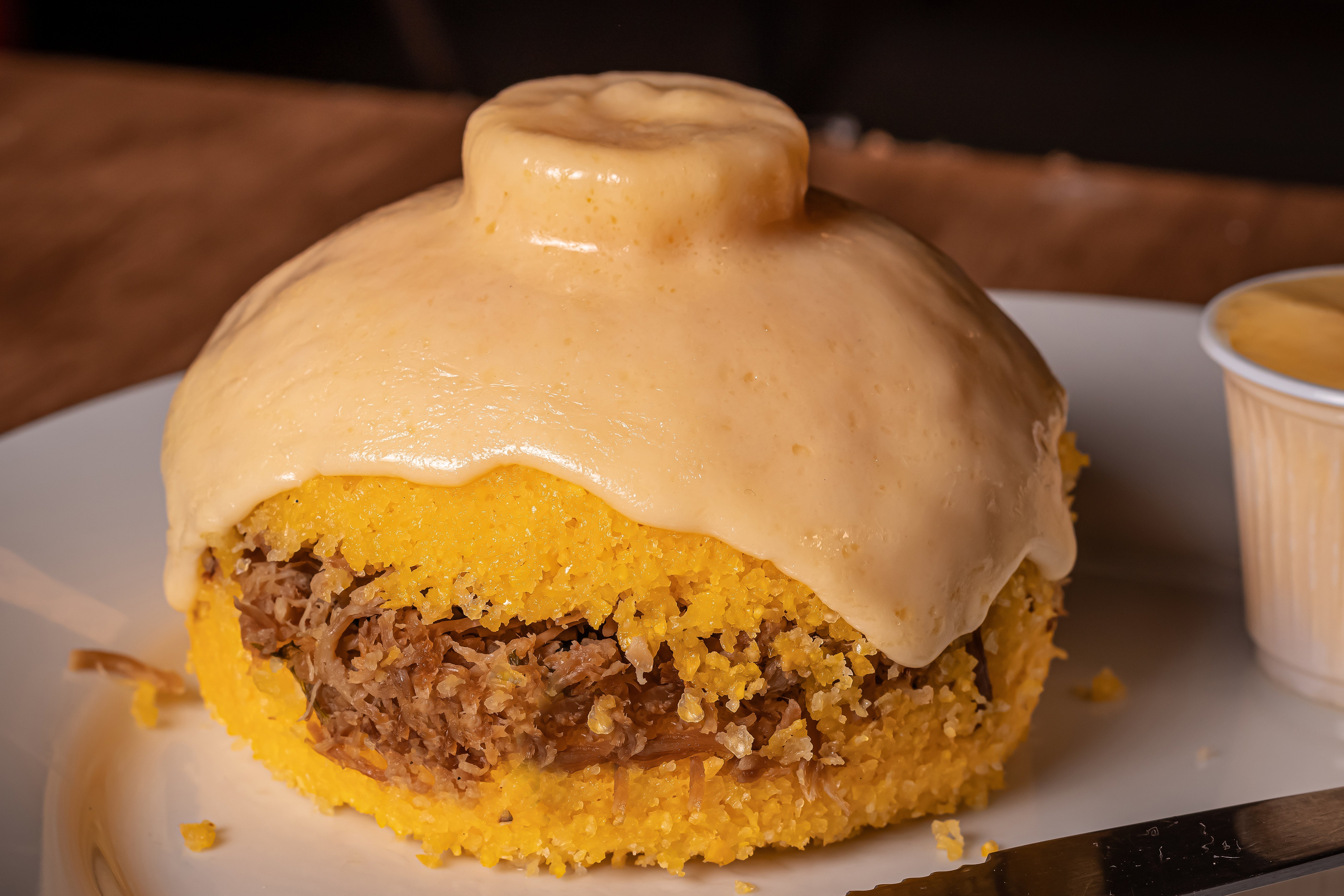 Cuscuz recheado de carne de sol 