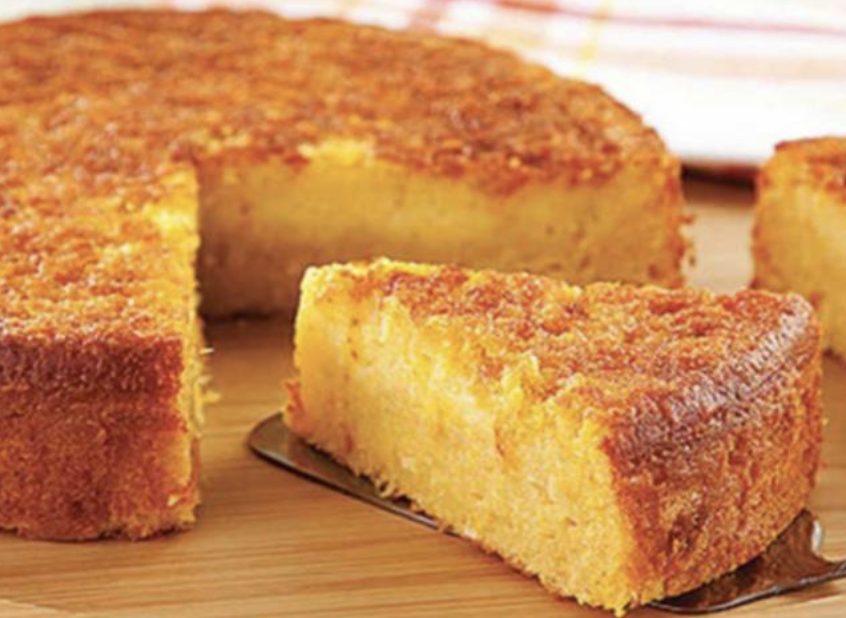 BOLO DE MACAXEIRA ( FATIA)