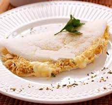 TAPIOCA DE FRANGO COM QUEIJO